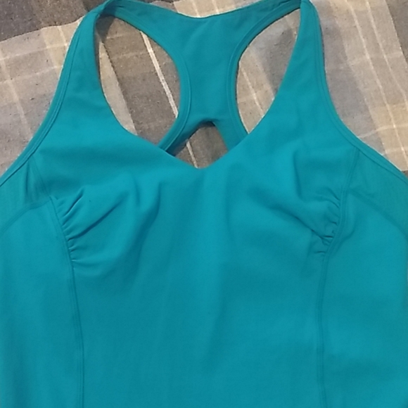 Lululemon Tank - Picture 1 of 6